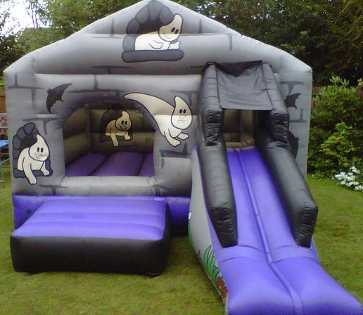 17_x_12_Haunted_Bouncy_Castle.jpg