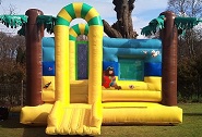 18x18_bouncy_castle_Glasgow.jpg